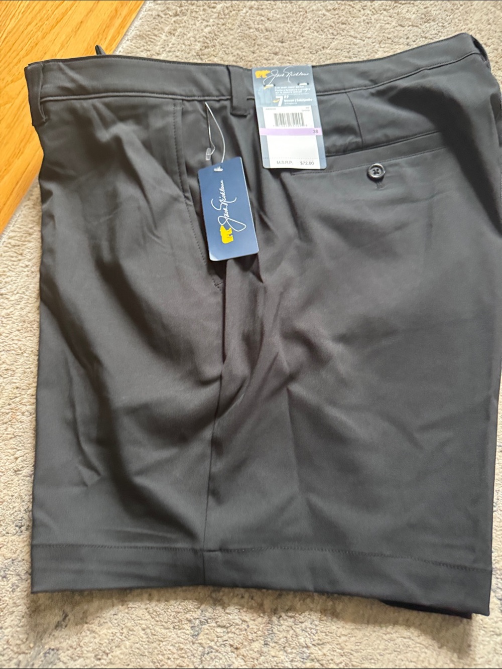 Men's Flat Front Performance Shorts in black - Jack Nicklaus